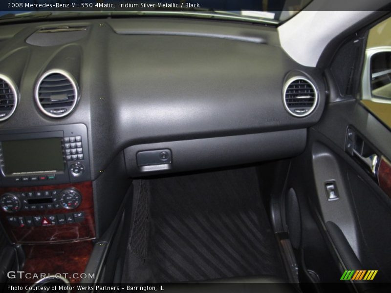 Iridium Silver Metallic / Black 2008 Mercedes-Benz ML 550 4Matic