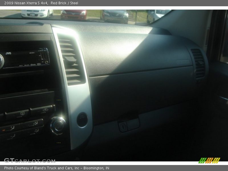 Red Brick / Steel 2009 Nissan Xterra S 4x4
