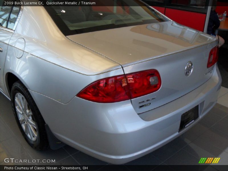 Quicksilver Metallic / Titanium 2009 Buick Lucerne CX