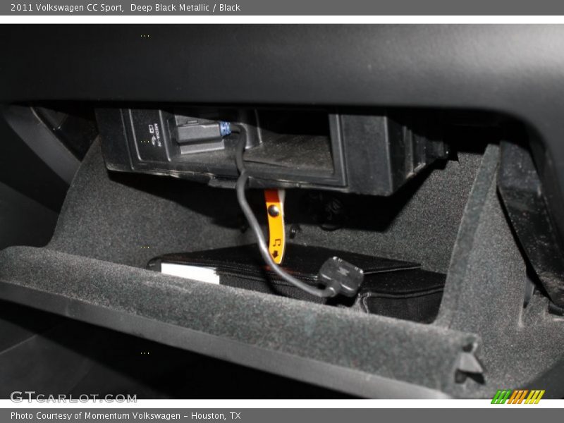 Deep Black Metallic / Black 2011 Volkswagen CC Sport