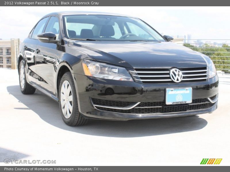 Black / Moonrock Gray 2012 Volkswagen Passat 2.5L S