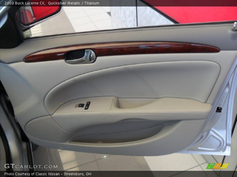 Quicksilver Metallic / Titanium 2009 Buick Lucerne CX