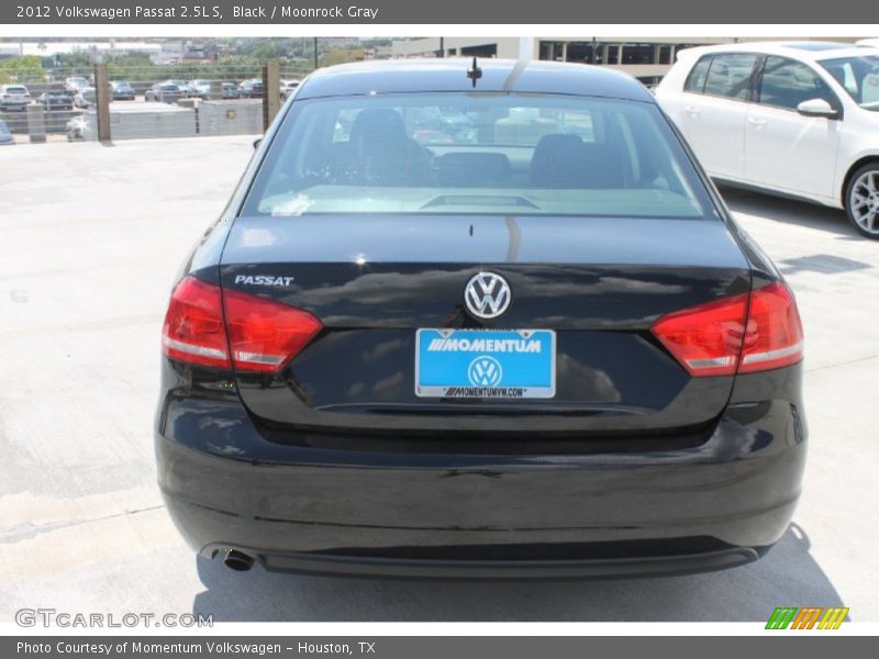 Black / Moonrock Gray 2012 Volkswagen Passat 2.5L S