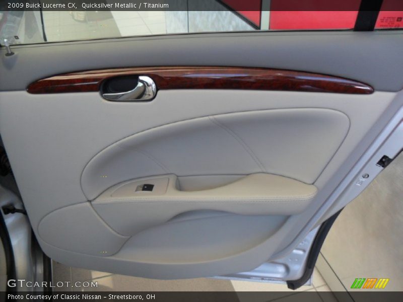 Quicksilver Metallic / Titanium 2009 Buick Lucerne CX