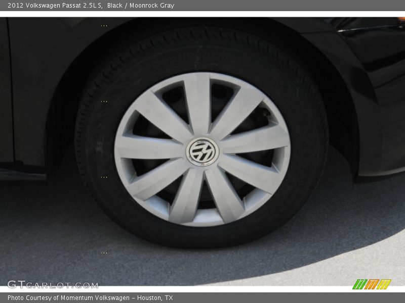 Black / Moonrock Gray 2012 Volkswagen Passat 2.5L S