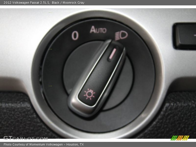 Black / Moonrock Gray 2012 Volkswagen Passat 2.5L S