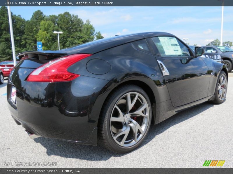 Magnetic Black / Black 2014 Nissan 370Z Sport Touring Coupe