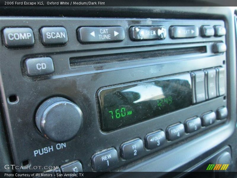 Oxford White / Medium/Dark Flint 2006 Ford Escape XLS