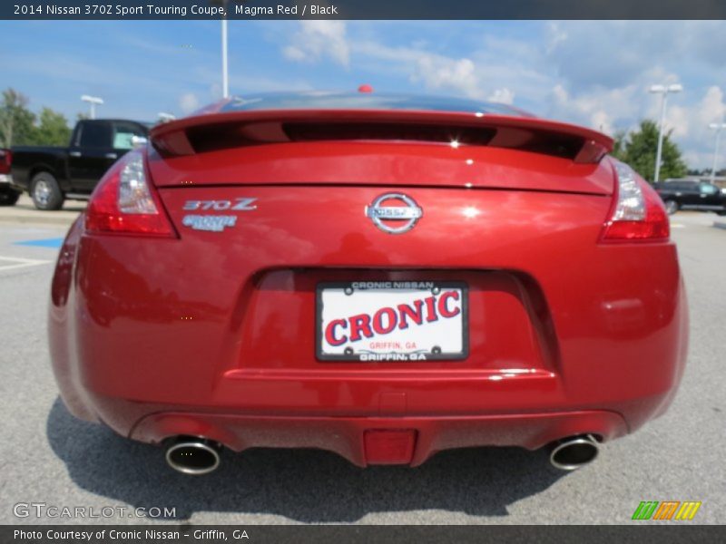 Magma Red / Black 2014 Nissan 370Z Sport Touring Coupe