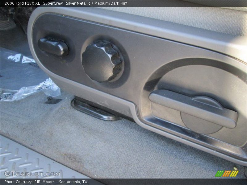 Silver Metallic / Medium/Dark Flint 2006 Ford F150 XLT SuperCrew