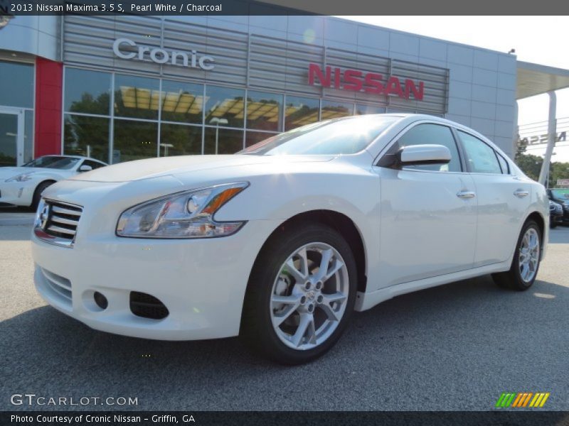 Pearl White / Charcoal 2013 Nissan Maxima 3.5 S