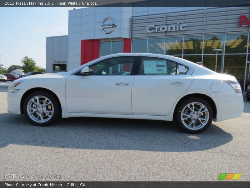 Pearl White / Charcoal 2013 Nissan Maxima 3.5 S