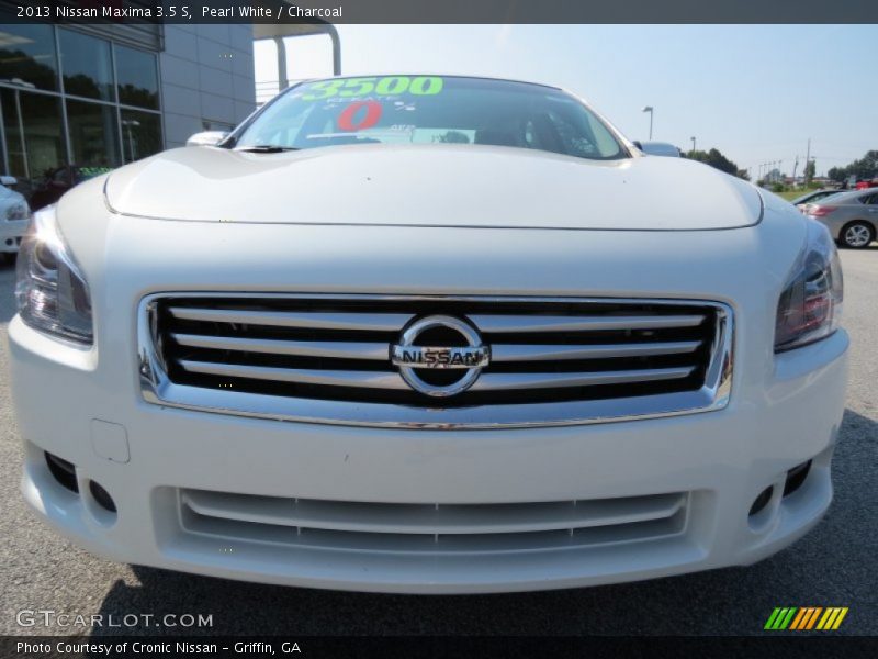 Pearl White / Charcoal 2013 Nissan Maxima 3.5 S