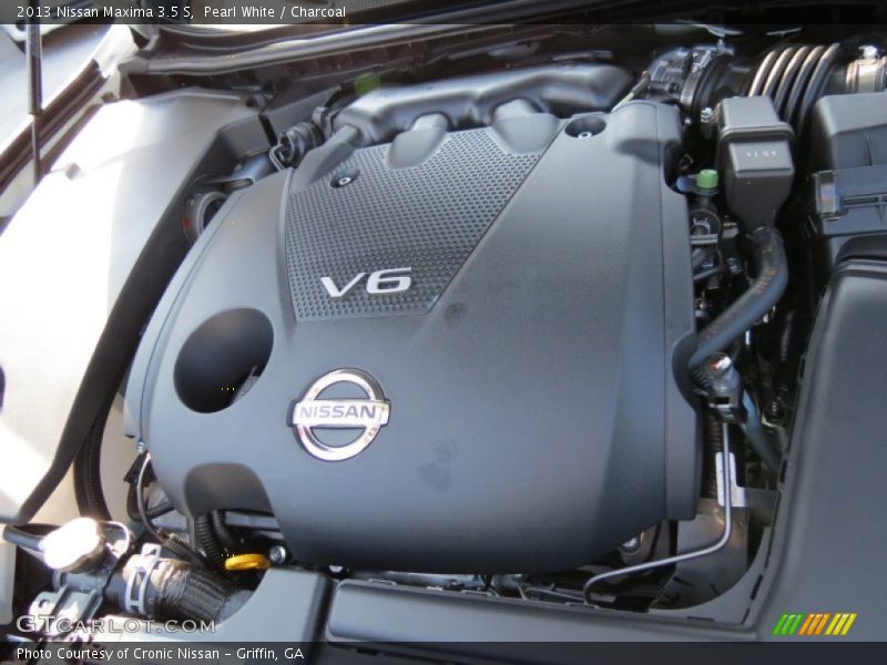 Pearl White / Charcoal 2013 Nissan Maxima 3.5 S