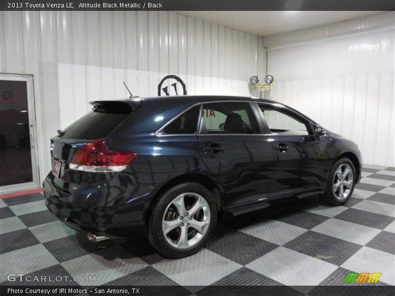 Attitude Black Metallic / Black 2013 Toyota Venza LE