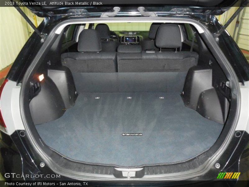 Attitude Black Metallic / Black 2013 Toyota Venza LE