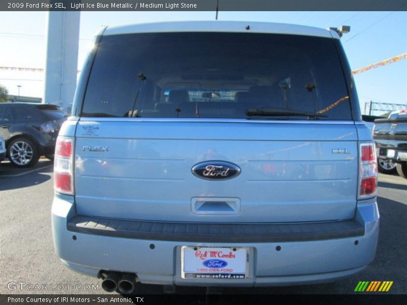 Light Ice Blue Metallic / Medium Light Stone 2009 Ford Flex SEL