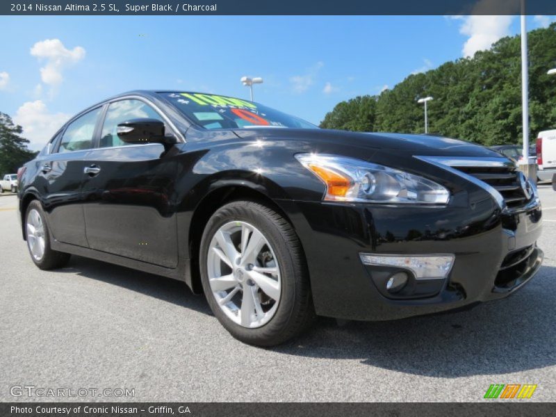 Super Black / Charcoal 2014 Nissan Altima 2.5 SL