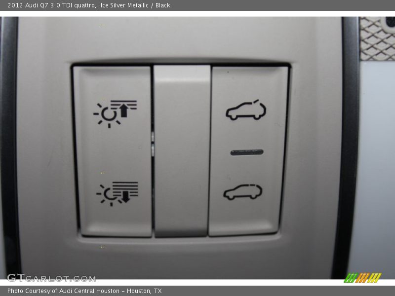 Ice Silver Metallic / Black 2012 Audi Q7 3.0 TDI quattro