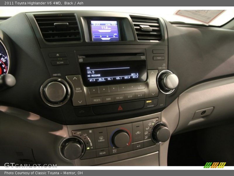 Controls of 2011 Highlander V6 4WD