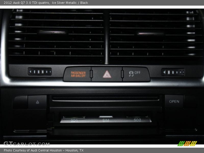 Ice Silver Metallic / Black 2012 Audi Q7 3.0 TDI quattro