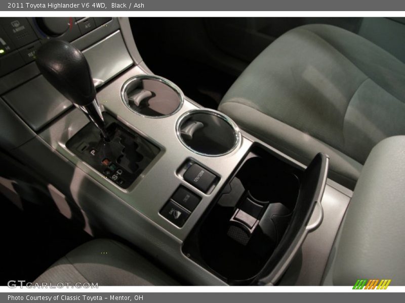 Black / Ash 2011 Toyota Highlander V6 4WD