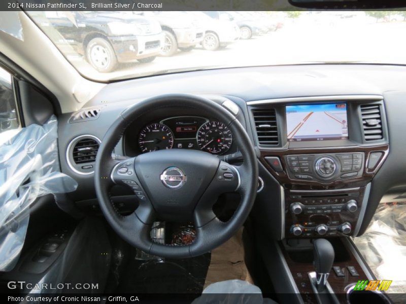 Brilliant Silver / Charcoal 2014 Nissan Pathfinder SL
