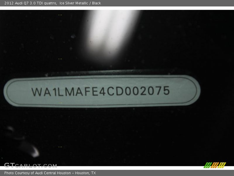 Ice Silver Metallic / Black 2012 Audi Q7 3.0 TDI quattro