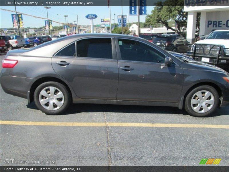 Magnetic Gray Metallic / Ash 2007 Toyota Camry LE