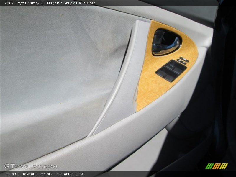 Magnetic Gray Metallic / Ash 2007 Toyota Camry LE