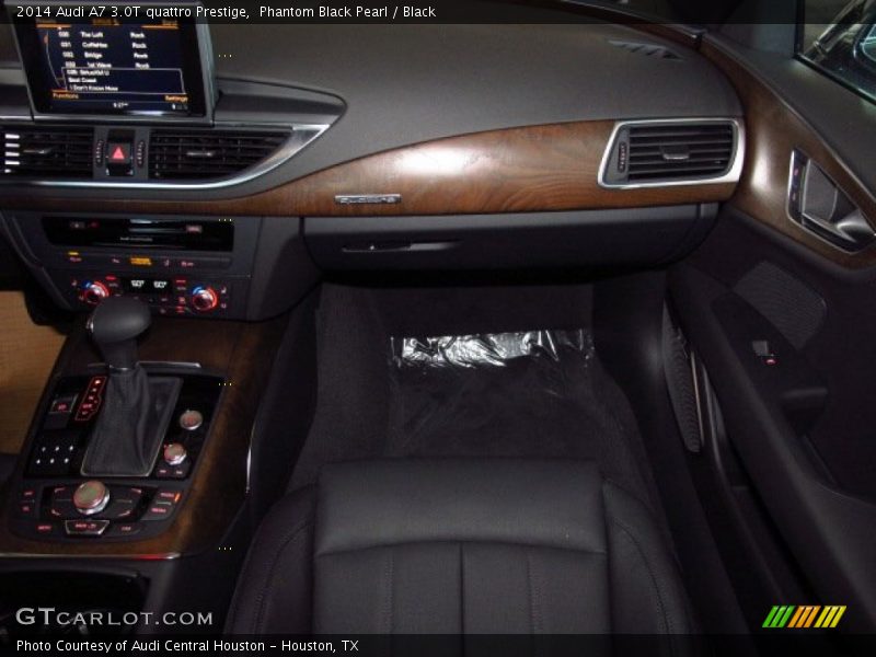 Phantom Black Pearl / Black 2014 Audi A7 3.0T quattro Prestige