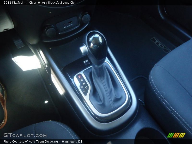 Clear White / Black Soul Logo Cloth 2012 Kia Soul +
