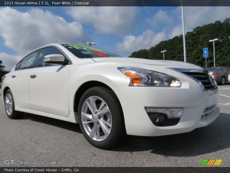 Pearl White / Charcoal 2013 Nissan Altima 2.5 SL