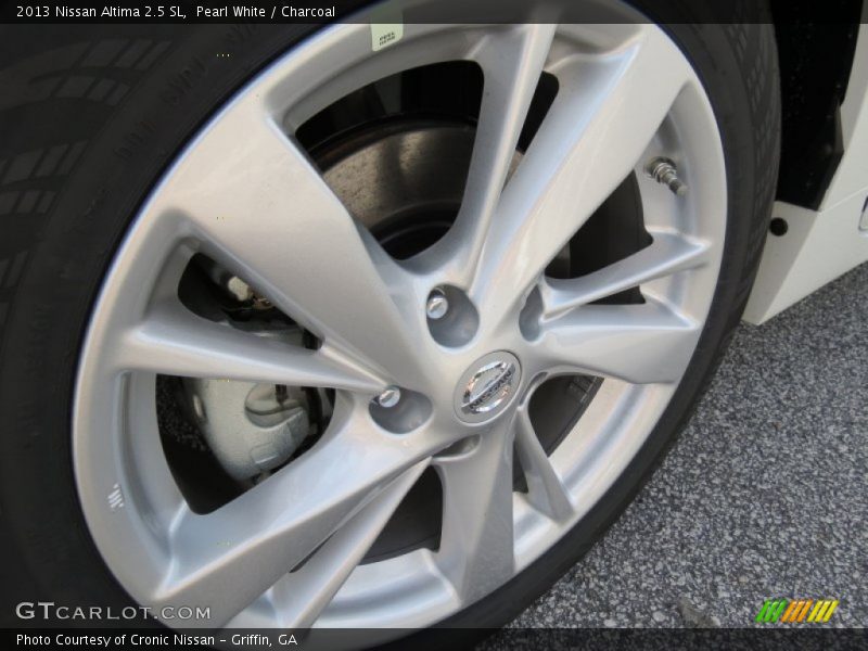 Pearl White / Charcoal 2013 Nissan Altima 2.5 SL