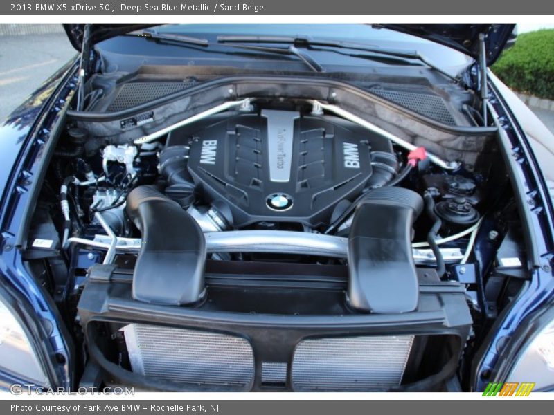  2013 X5 xDrive 50i Engine - 4.4 Liter DI TwinPower-Turbocharged DOHC 32-Valve VVT V8