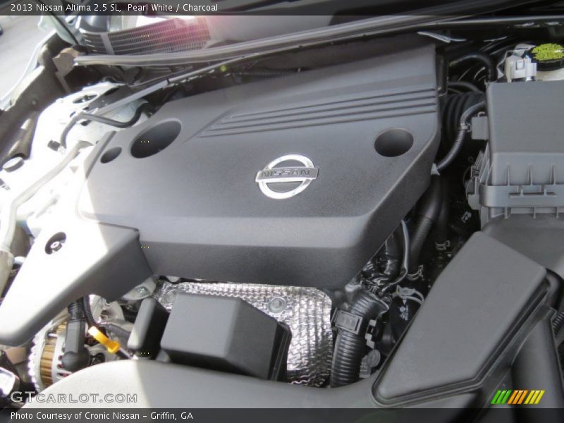 Pearl White / Charcoal 2013 Nissan Altima 2.5 SL