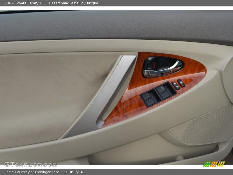 Desert Sand Metallic / Bisque 2009 Toyota Camry XLE