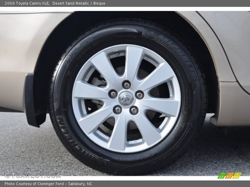 Desert Sand Metallic / Bisque 2009 Toyota Camry XLE