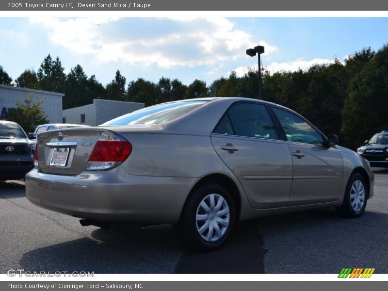 Desert Sand Mica / Taupe 2005 Toyota Camry LE