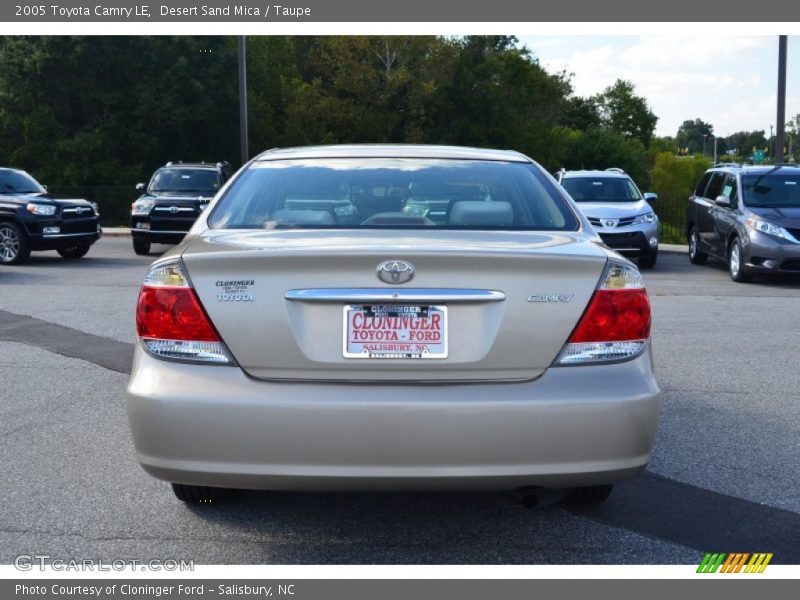 Desert Sand Mica / Taupe 2005 Toyota Camry LE