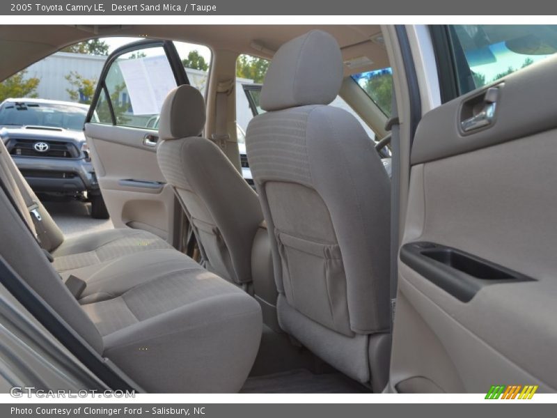 Desert Sand Mica / Taupe 2005 Toyota Camry LE