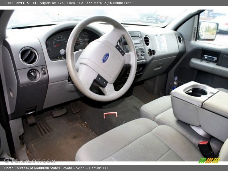 Dark Blue Pearl Metallic / Medium Flint 2007 Ford F150 XLT SuperCab 4x4
