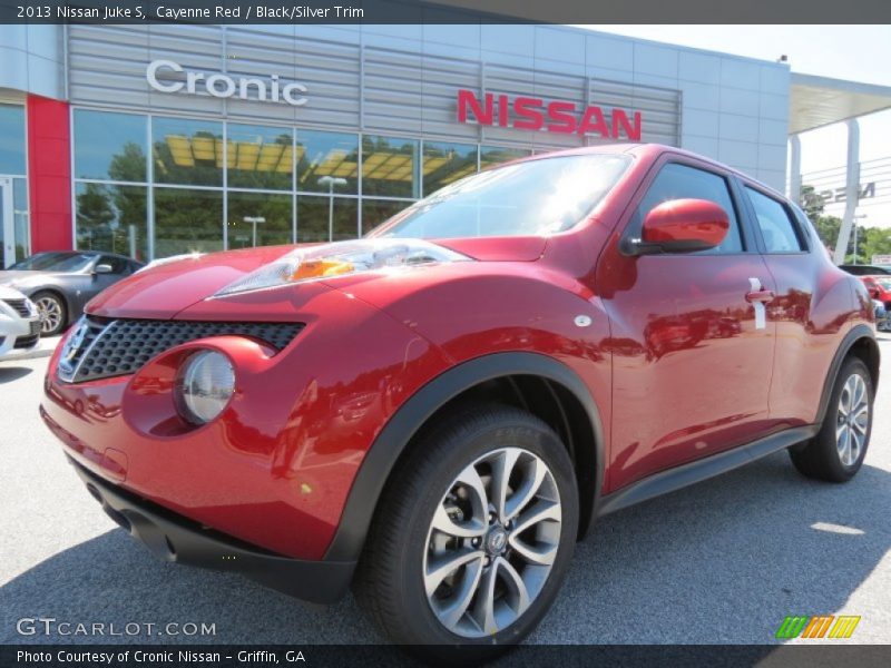 Cayenne Red / Black/Silver Trim 2013 Nissan Juke S
