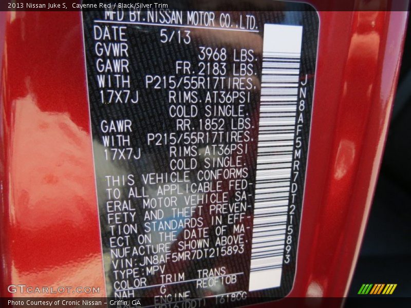 Cayenne Red / Black/Silver Trim 2013 Nissan Juke S