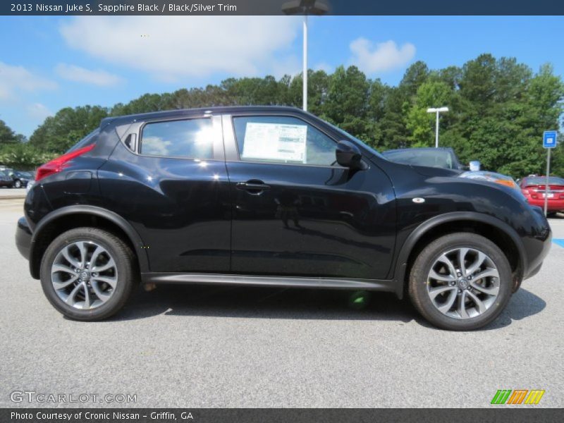 Sapphire Black / Black/Silver Trim 2013 Nissan Juke S