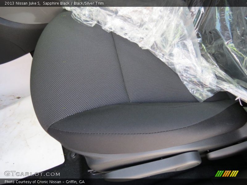 Sapphire Black / Black/Silver Trim 2013 Nissan Juke S