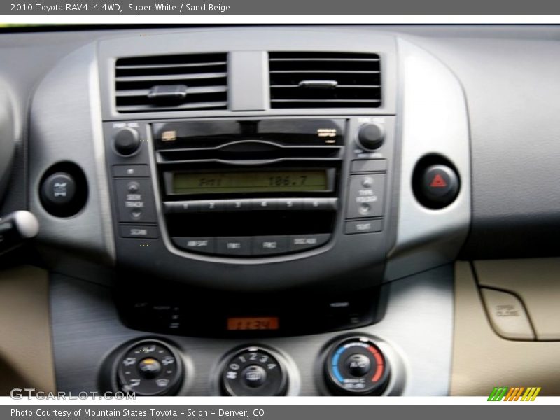 Super White / Sand Beige 2010 Toyota RAV4 I4 4WD