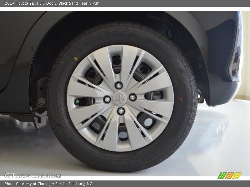 Black Sand Pearl / Ash 2014 Toyota Yaris L 5 Door