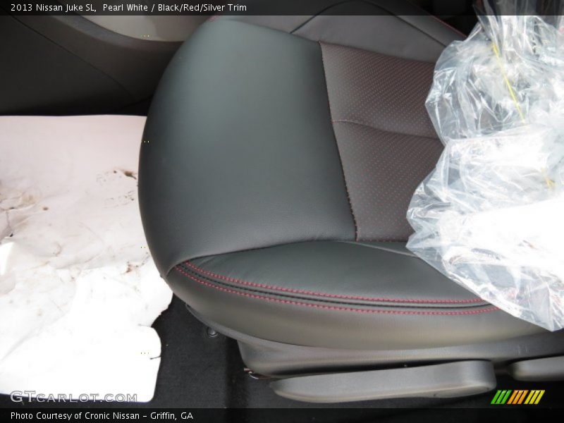 Pearl White / Black/Red/Silver Trim 2013 Nissan Juke SL