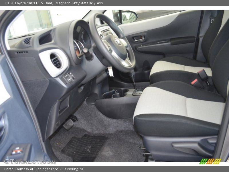  2014 Yaris LE 5 Door Ash Interior